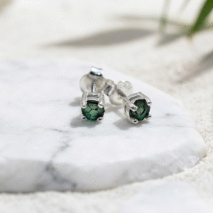 Topitos Trapiche con esmeralda natural – tradición y elegancia en miniatura